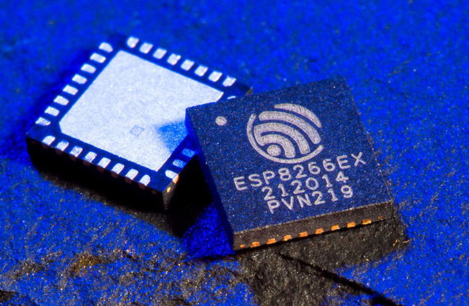 Esp8266ex-chip.jpg